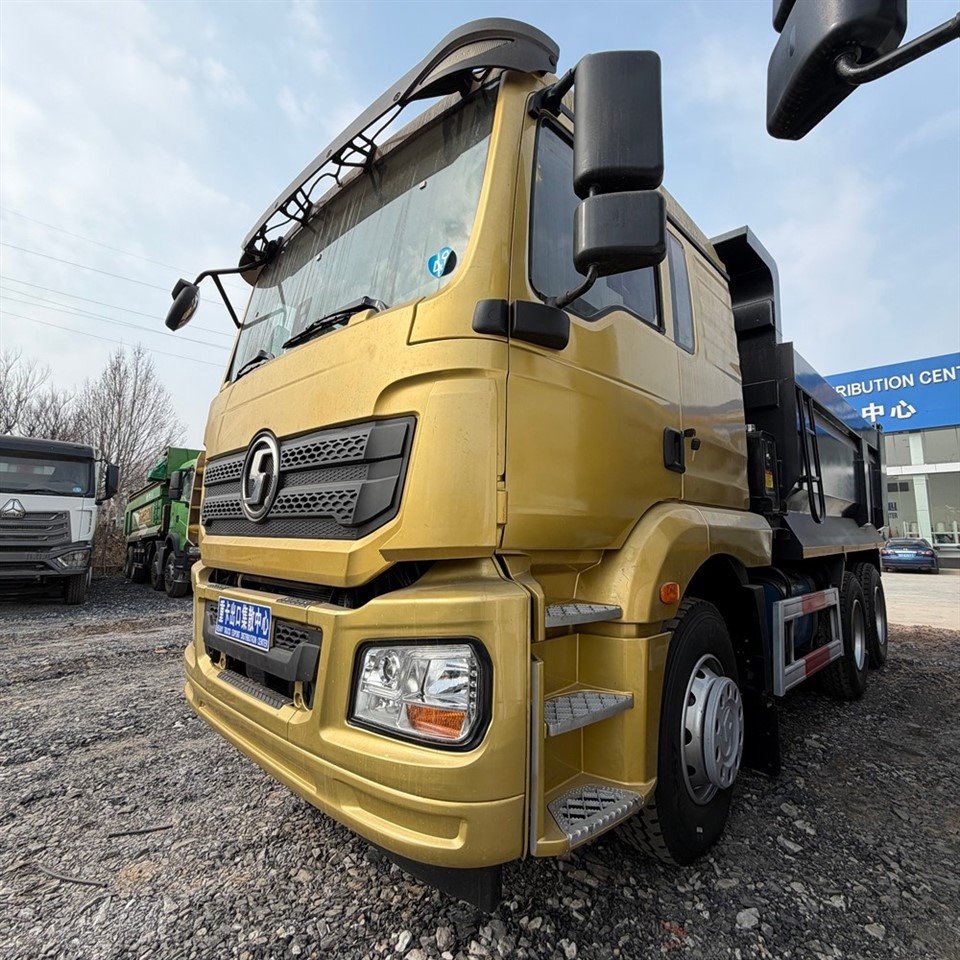 6x4 Muldenkipper