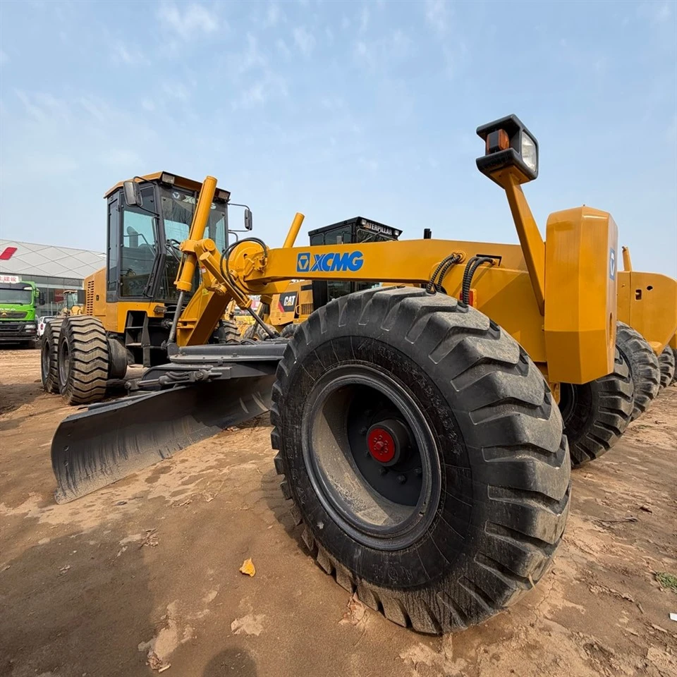 Vierrad-Grader